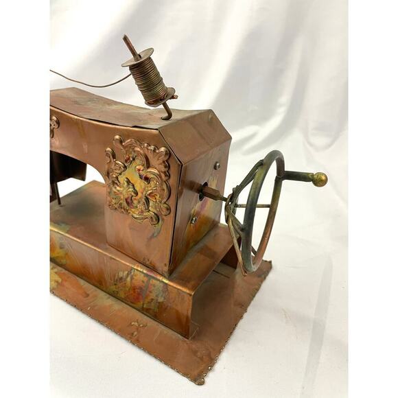 VTG Copper Metal Music Sewing Machine Music Box Made in Hong Kong - Picture 4 of 10